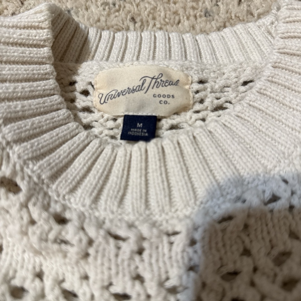 Universal Thread Women's Off-White Knit Sweater